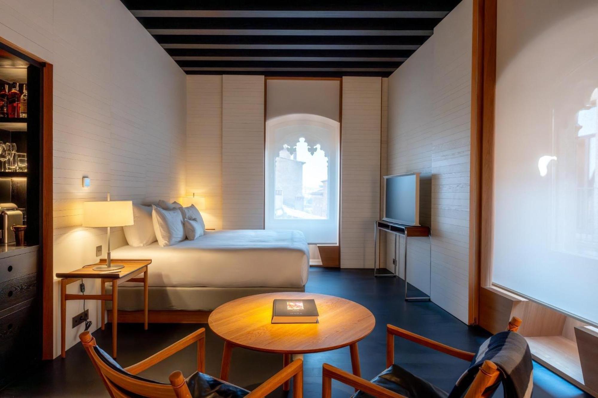 Atrio Hotel Caces Екстериор снимка